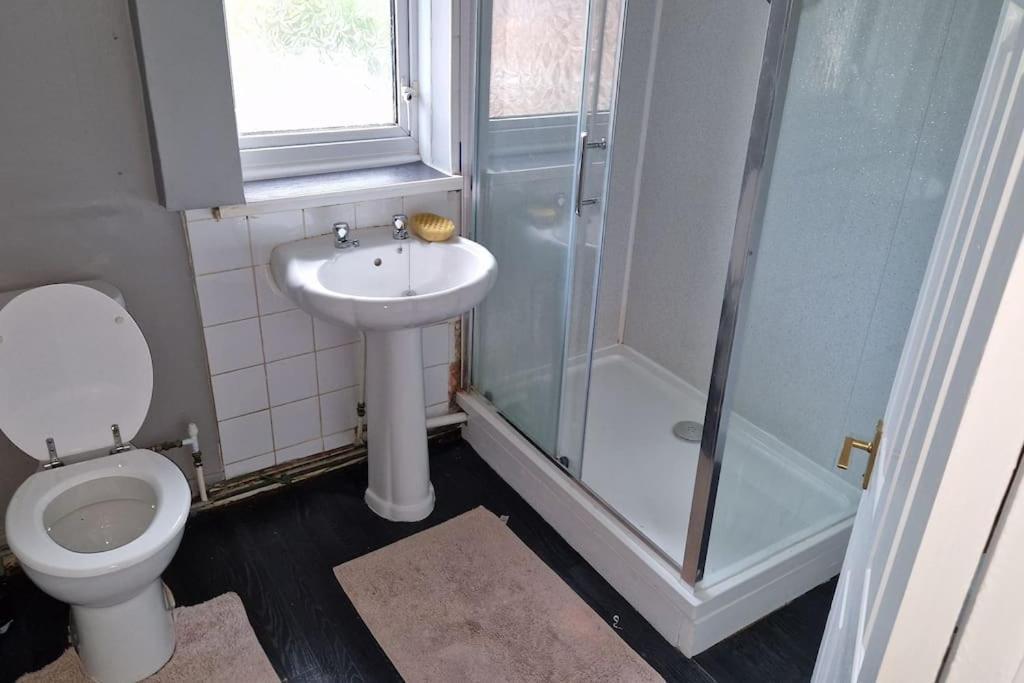 4 Bedroom Perfect Home For The Family Getaway Birmingham Eksteriør bilde