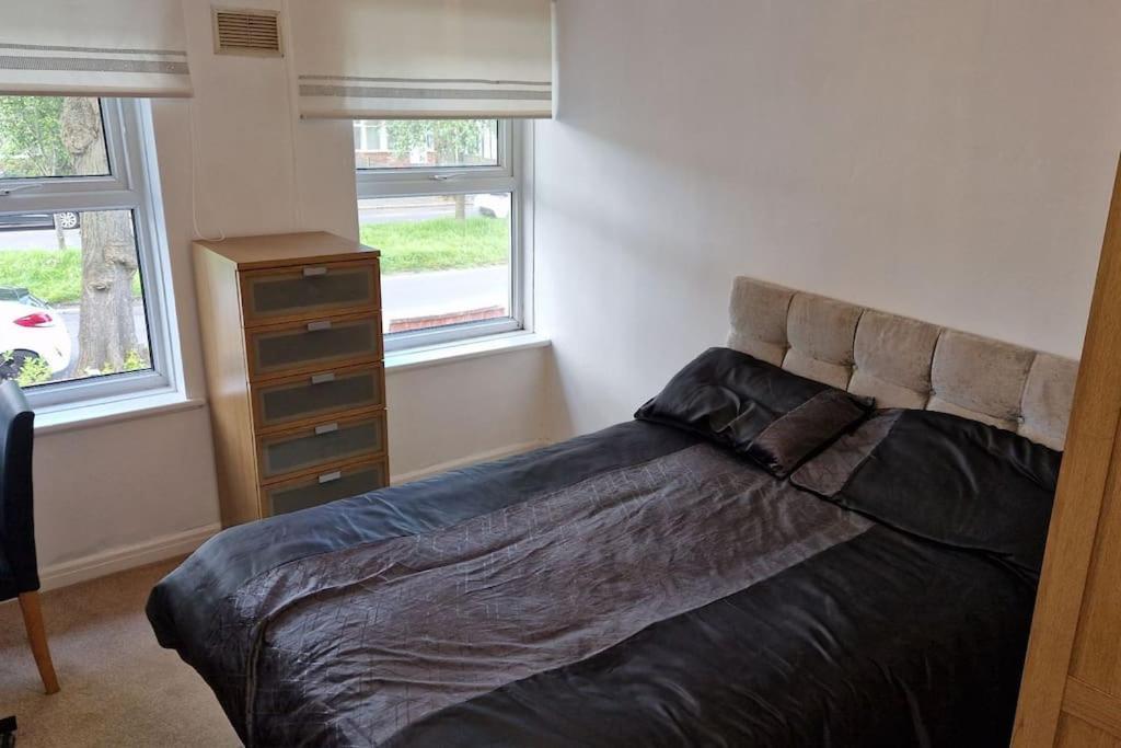 4 Bedroom Perfect Home For The Family Getaway Birmingham Eksteriør bilde